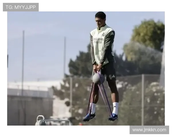 足球运动员如何增强身体对抗与突破能力