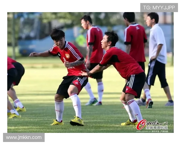 雨雪中的较量极端天气下的足球资格赛生存指南